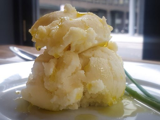 Luce e Limoni Restaurant Food